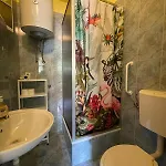 Dejan 3-free Parking Near Arena In Center, Near Bus, Train, Ferry, Airport Shuttle * Pula