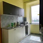 Dejan 3-free Parking Near Arena In Center, Near Bus, Train, Ferry, Airport Shuttle * Pula