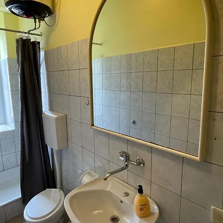 Apartament Dejan 3-free Parking Near Arena In Center, Near Bus, Train, Ferry, Airport Shuttle Pula