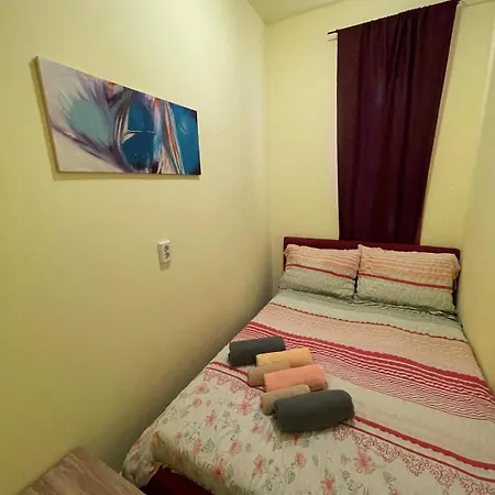 Apartament Dejan 3-free Parking Near Arena In Center, Near Bus, Train, Ferry, Airport Shuttle Pula