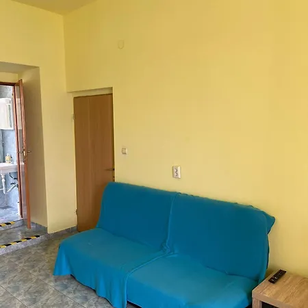 Dejan 3-free Parking Near Arena In Center, Near Bus, Train, Ferry, Airport Shuttle Apartament