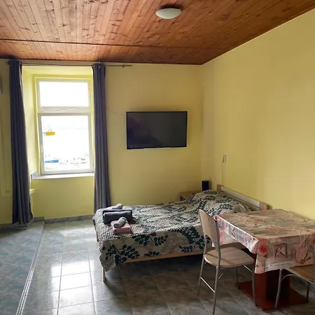 Apartament Dejan 3-free Parking Near Arena In Center, Near Bus, Train, Ferry, Airport Shuttle Pula