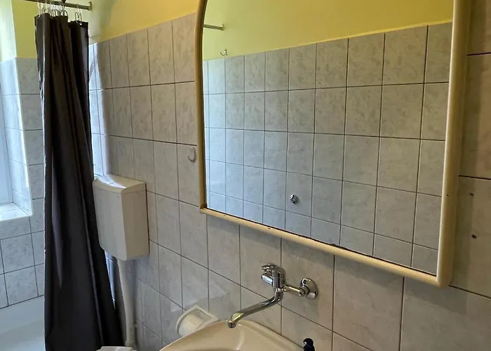 Apartment Dejan 3-free Parking Near Arena In Center, Near Bus, Train, Ferry, Airport Shuttle Pula