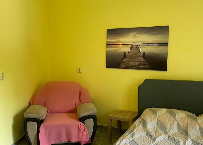Appartement Dejan 3-free Parking Near Arena In Center, Near Bus, Train, Ferry, Airport Shuttle